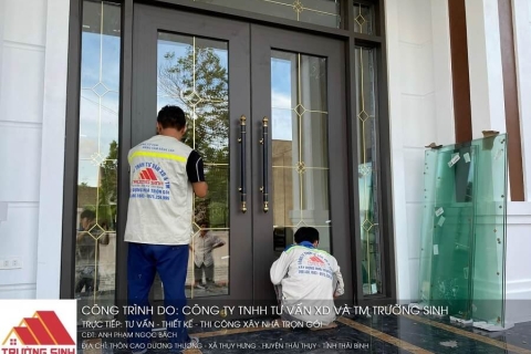 6 cách mở cửa nhôm kính bị khóa trong nhanh, an toàn